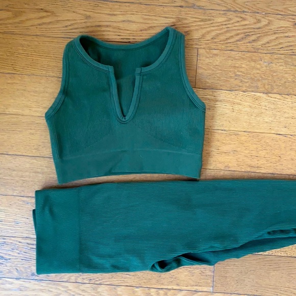 Amazon army green matching set - ribbed - Picture 2 of 5